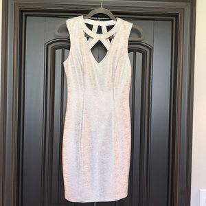 New with tags Guess mini dress in gold and cream